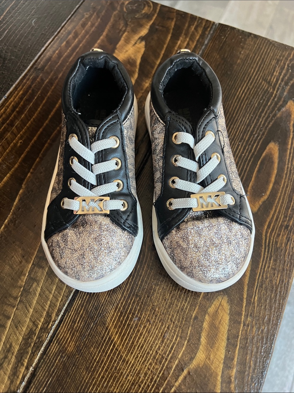 Michael Kors Kids Glitter Sneaker in Silver and Black with Gold MK Accent